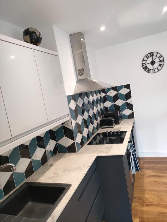 Lovely Refurbished Apartments, Morecambe Promenade Εξωτερικό φωτογραφία