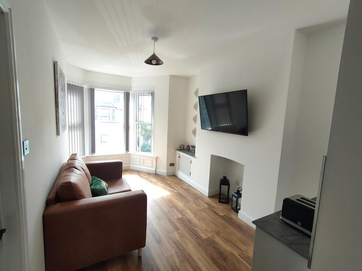 Lovely Refurbished Apartments, Morecambe Promenade Εξωτερικό φωτογραφία